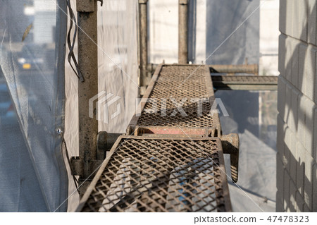 外牆塗料建築複雜腳手架 47478323