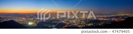 Namhansansung palace and Seoul night view 47479405