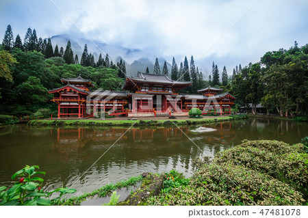 Byodo-In Temple in Valley of the Temples at Oahu Byodo-In Temple in Valley of the Temples at Oahu 47481078