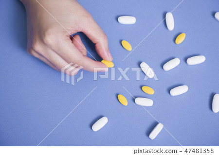 Hand motion of medical staff with medical instruments photo. 149 47481358