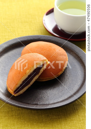 Dorayaki 47490506