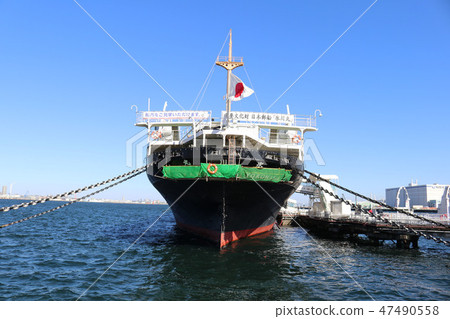 Hikawa Maru Hikawa Maru 47490558