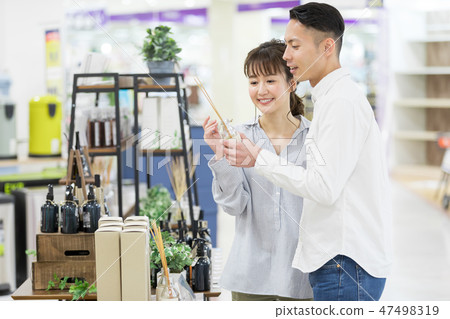家庭中心夫婦購物 家庭中心夫婦購物 47498319