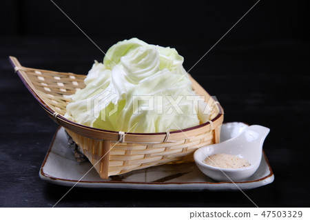 Salt cabbage 47503329