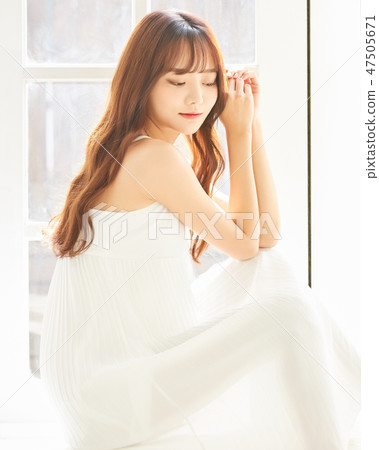 Women beauty Women beauty 47505671