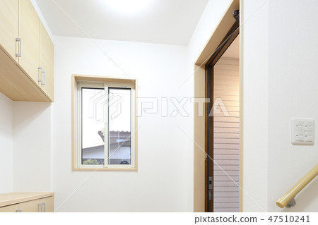 一個新建的房子的入口的圖像 一個新建的房子的入口的圖像 47510241