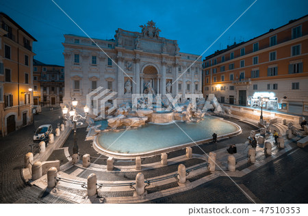 Trevi fountain, Rome 47510353