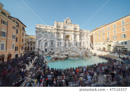 Trevi fountain, Rome Trevi fountain, Rome 47510357