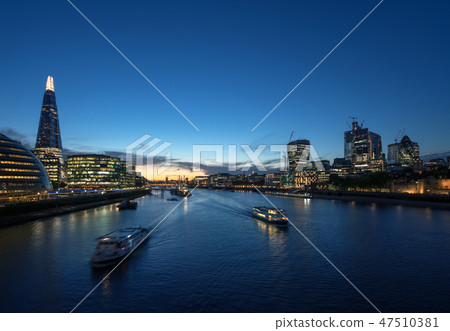 sunset in London, from Tower Bridge, UK sunset in London, from Tower Bridge, UK 47510381