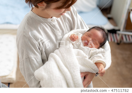 Mom and baby Mom and baby 47511782