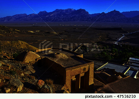 An ancient village in the vicinity of Yazd in Iran 47516210