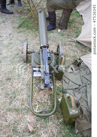WWI machine gun 47516345
