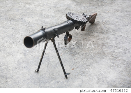 First World War-era machine gun First World War-era machine gun 47516352