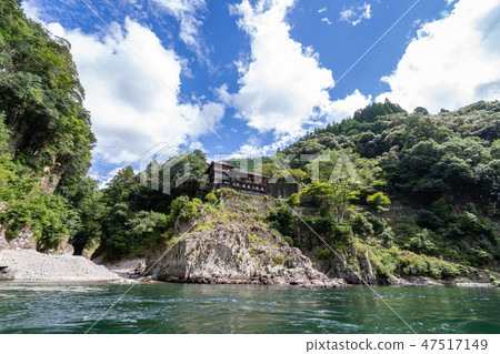 Summer stalemate 47517149