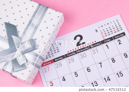 2月日曆情人節圖像 47518312