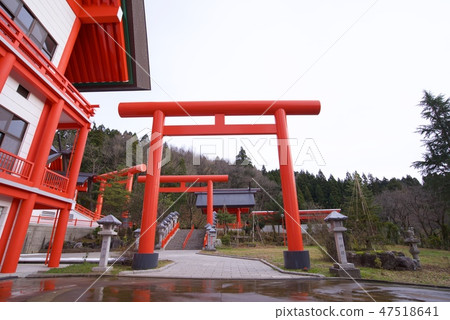 State of the premises of Baotoksan Inari Shrine (Niigata Prefecture Nagaoka city) 47518641
