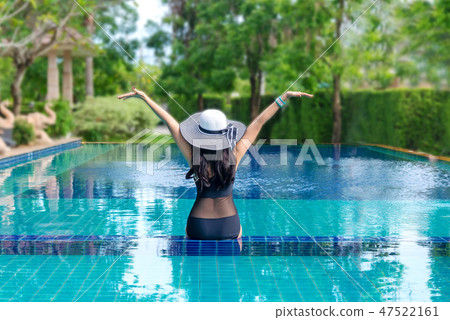 Summer Vacations. Lifestyle woman happy Summer Vacations. Lifestyle woman happy 47522161