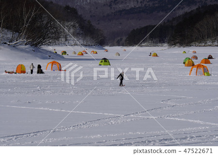 Fishes banned on ice 47522671