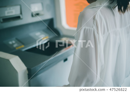 女生 女孩 女性 47526822