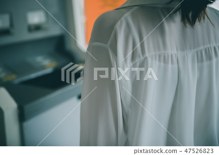 女生 女孩 女性 47526823
