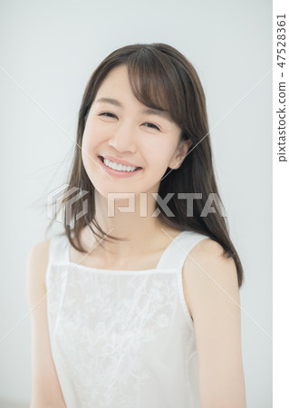 女生 女孩 女性 47528361
