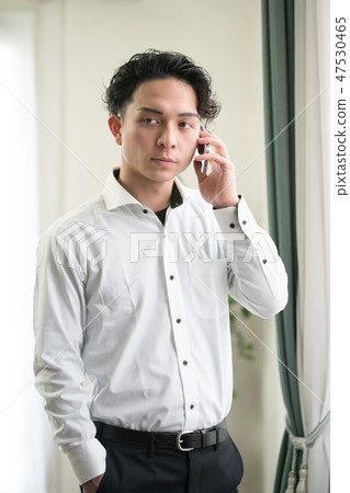 Businessman (smartphone) Businessman (smartphone) 47530465