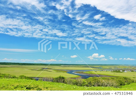 Kiritappu moorland of Hokkaido blue sky 47531946