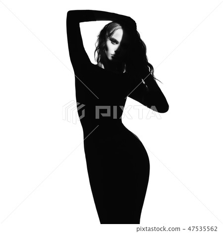 Black and white fashion portrait of beautiful lady 47535562