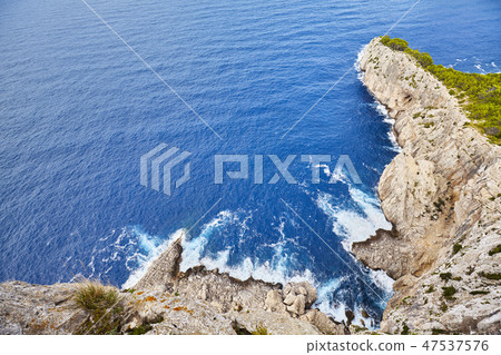 Looking down the cliff, Mallorca. 47537576