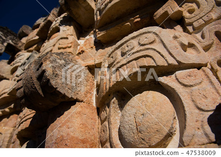 Maya civilization cover temple 47538009