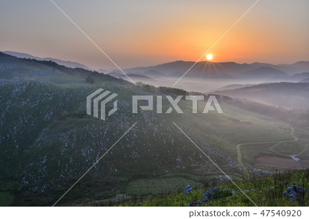 秋吉台 秋吉台 47540920