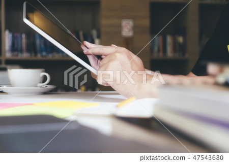 Using online connect technology Using online connect technology 47543680