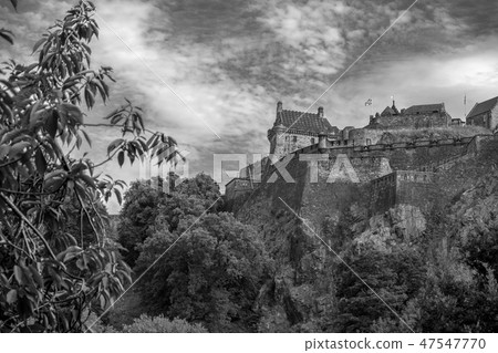 Edinburgh Castle view from Princes Street Gardens Edinburgh Castle view from Princes Street Gardens 47547770