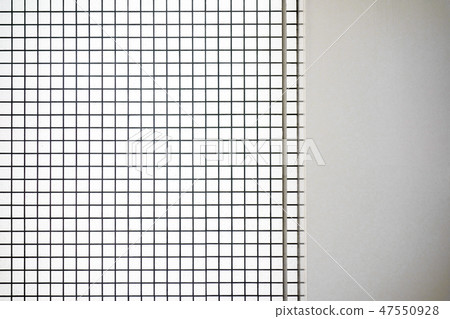 Outer wall of tile 47550928