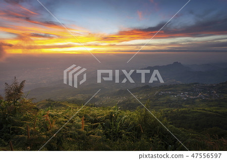 Mountain view of Phu Tab Berk hill in Phetchabun 47556597