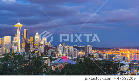 colorful Seattle city scape with cloudy at night. 47558209