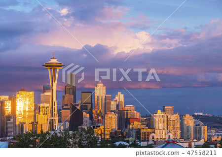 colorful Seattle city scape with cloudy at night. 47558211