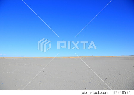 藍天和沙灘 藍天和沙灘 47558535