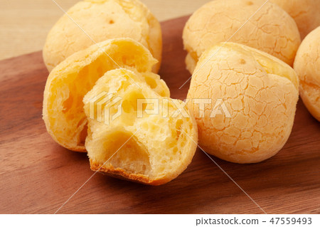 Pondekeyjo Pondekeyjo 47559493