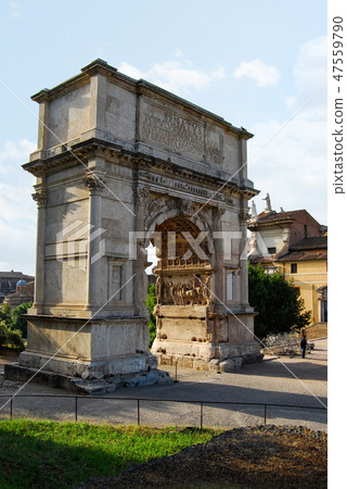 ROME, ITALY, June 2008, Tourist at Arch Of Titus. 47559790