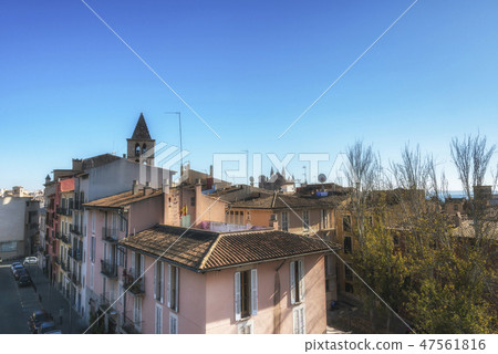 Old house in Palma de Mallorca, Balearic islands Old house in Palma de Mallorca, Balearic islands 47561816