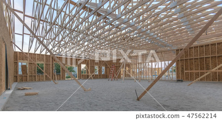 Large room construction with temporary support Large room construction with temporary support 47562214