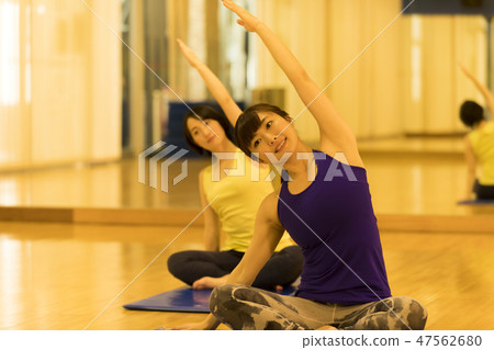 Hot Yoga, Yoga, Yoga, Women, People, Lifestyles, 47562680