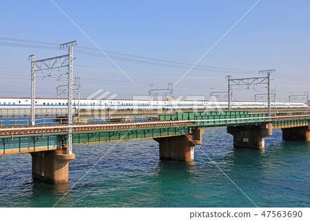 Hamanako和Shinkansen的鐵橋樑 Hamanako和Shinkansen的鐵橋樑 47563690