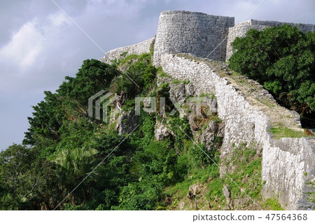 Katsuren Castle II的郭 47564368