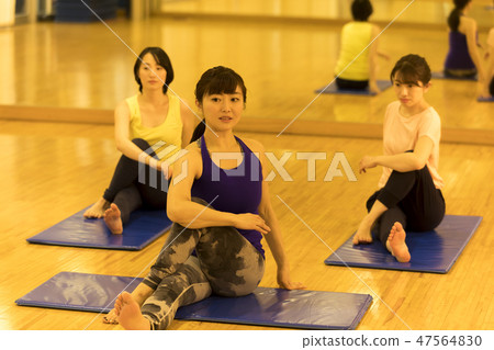 Hot Yoga, Yoga, Yoga, Women, People, Lifestyle 47564830