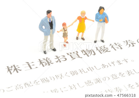 Shareholder benefit 47566318