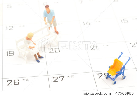 Calendar and stroller 47566996