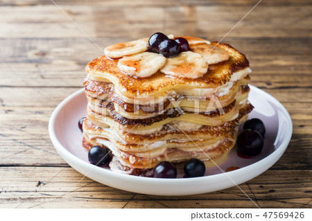 Pancake cake with bananas and berry syrup, Pancake cake with bananas and berry syrup, 47569426