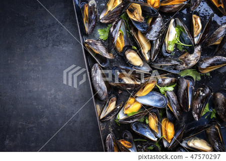 Traditional barbecue Italian blue mussel 47570297